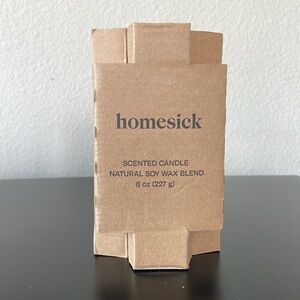 New In Box homesick Scented Candle Natural Soy Wax Blend 8 oz